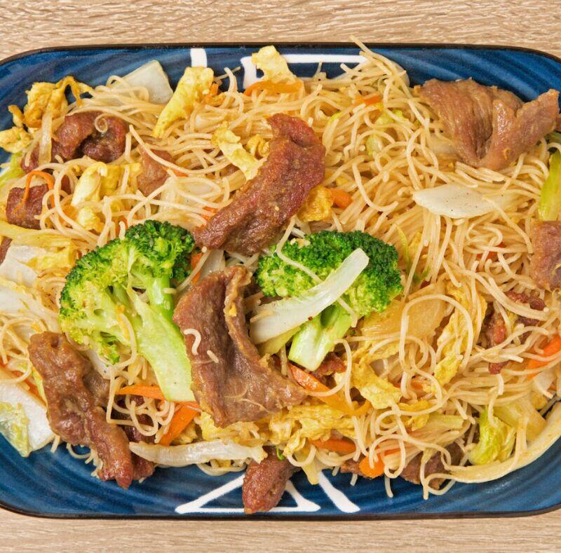 Beef Pan Fried Rice Noodle