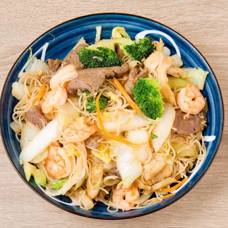 House Pan Fried Rice Noodle
